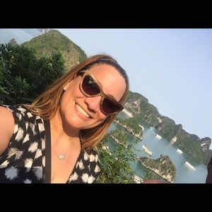 Meet your Posher, Vivian